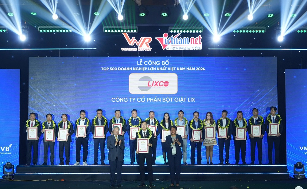 LIXCO ĐƯỢC VINH DANH TẠI LỄ CÔNG BỐ TOP 500 DOANH NGHIỆP LỚN NHẤT VIỆT NAM (VNR500) NĂM 2024